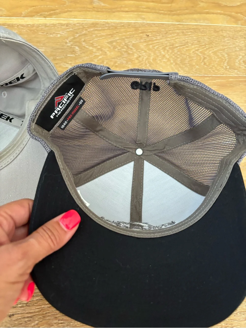 Set of 3 hats